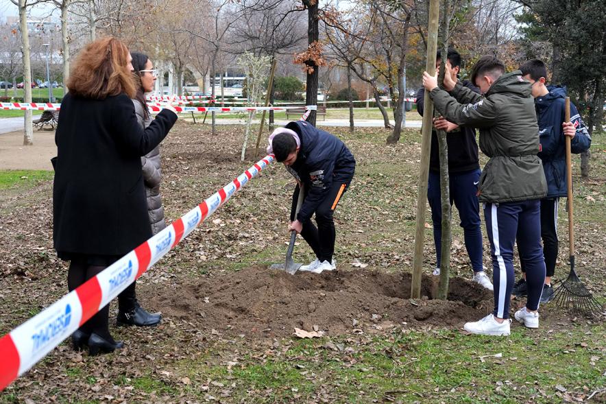 Participantes. Plantación de Árboles en el Arroyo de la Vega