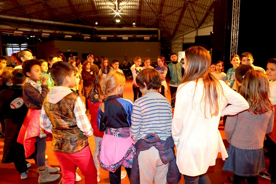 IIIer Plenario Infantil - Grupo de niños jugando.