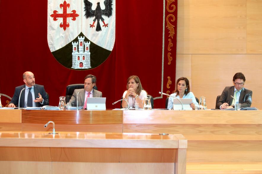 Junta de Gobierno Municipal durante el pleno