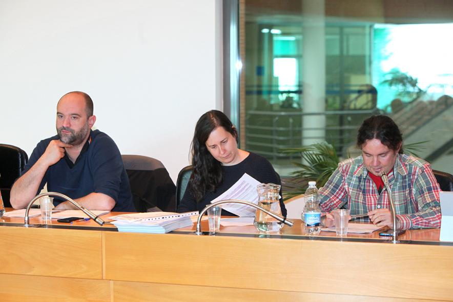 Concejales de Podemos durante el pleno