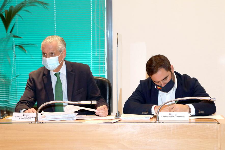 Concejales de VOX durante el pleno
