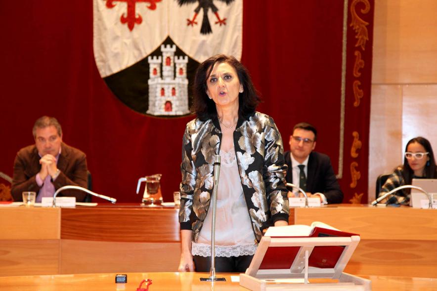 Concejal por PP Mar Rodríguez toma posesión del cargo