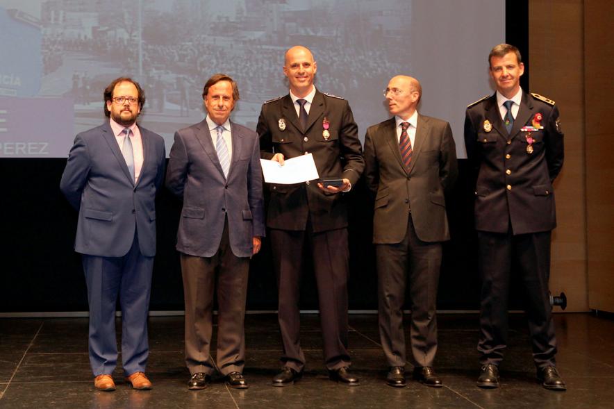 Homenaje a la Policía Local - Día de San Juan 2018 - Posado de las autoridades municipales, los  mandos policiales y los homenajeado