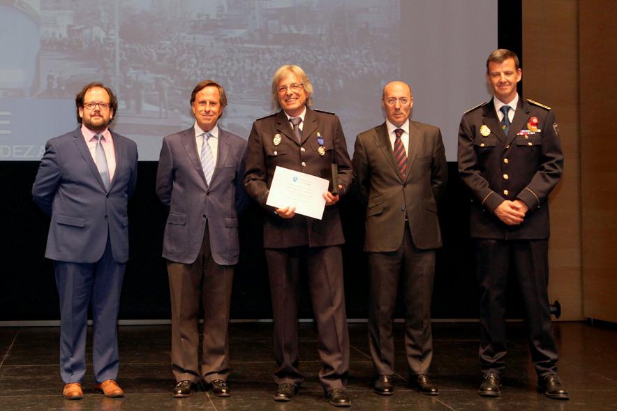 Homenaje a la Policía Local - Día de San Juan 2018 - Posado de las autoridades municipales, los  mandos policiales y los homenajeado