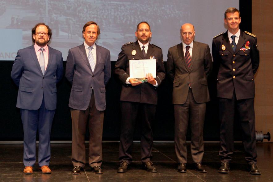 Homenaje a la Policía Local - Día de San Juan 2018 -  Posado de las autoridades municipales, los  mandos  y los homenajeados.