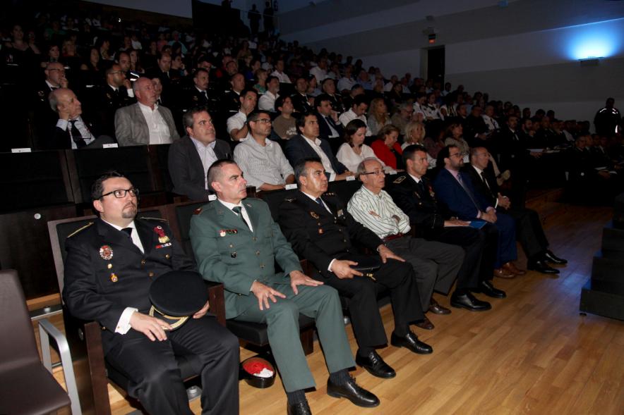 Homenaje a la Policía Local - Día de San Juan 2018 - Plano de las  autoridades en sus asientos.