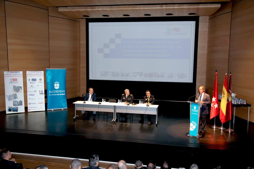 Ier Encuentro de las Policías Locales de la Comunidad de Madrid - Imagen vista panorámica del escenario.