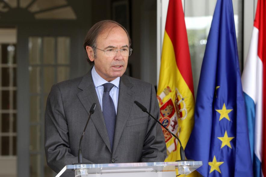 Entrega Premio Cámara de Comercio de Bélgica y Luxemburgo - Imagen del presidente del Senado Pío García-Escudero dirigiéndose al público asistente al acto.