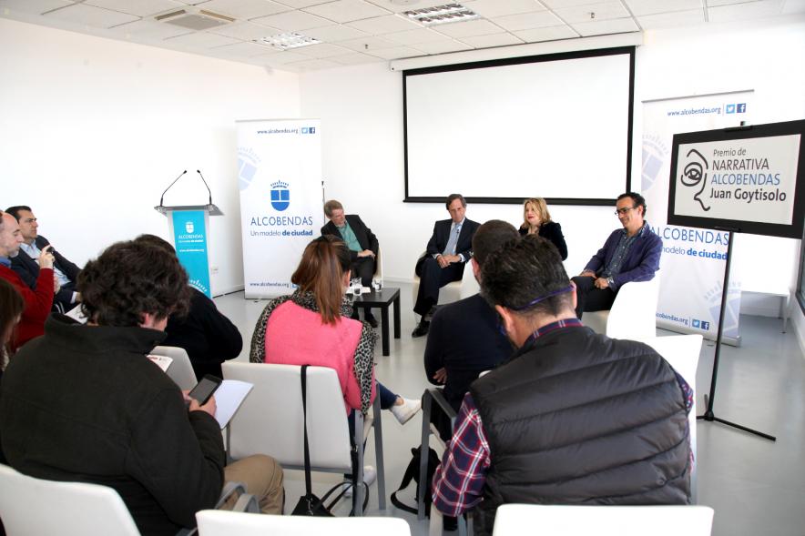 Presentación Premio de Narrativa Alcobendas - Juan Goytisolo - Imagen del salón donde se celebra el acto.