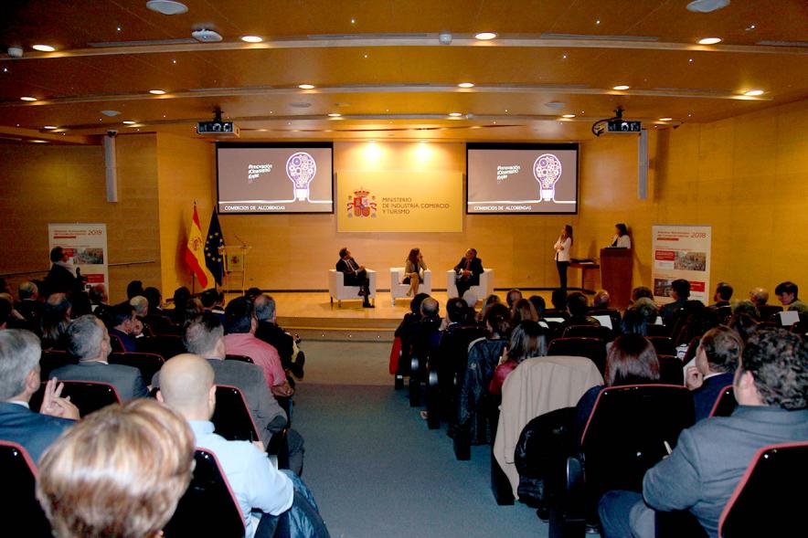 Entrega Premios Nacionales de Comercio Interior 2018 - Imagen panorámica de la sala donde se celebra la entrega de premios.