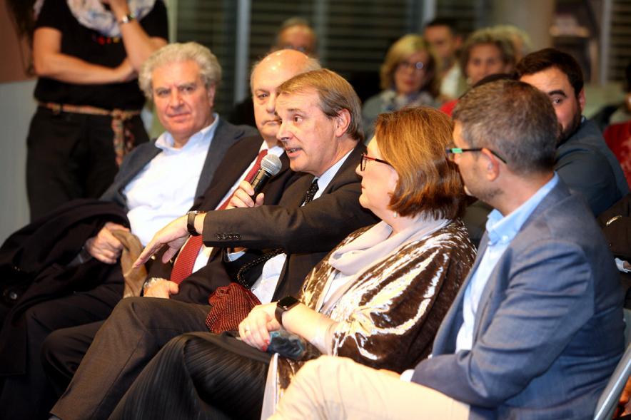 Entrega IIº Premio de Narrativa Juan Goytisolo - Imagen de la primera fila de las autoridades. 
