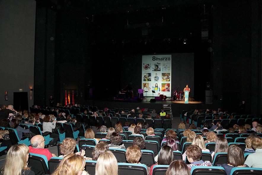 Entrega Premios Atenea y Hombres por la Igualdad 2018 - Imagen panorámica del lugar donde se celebra el acto.