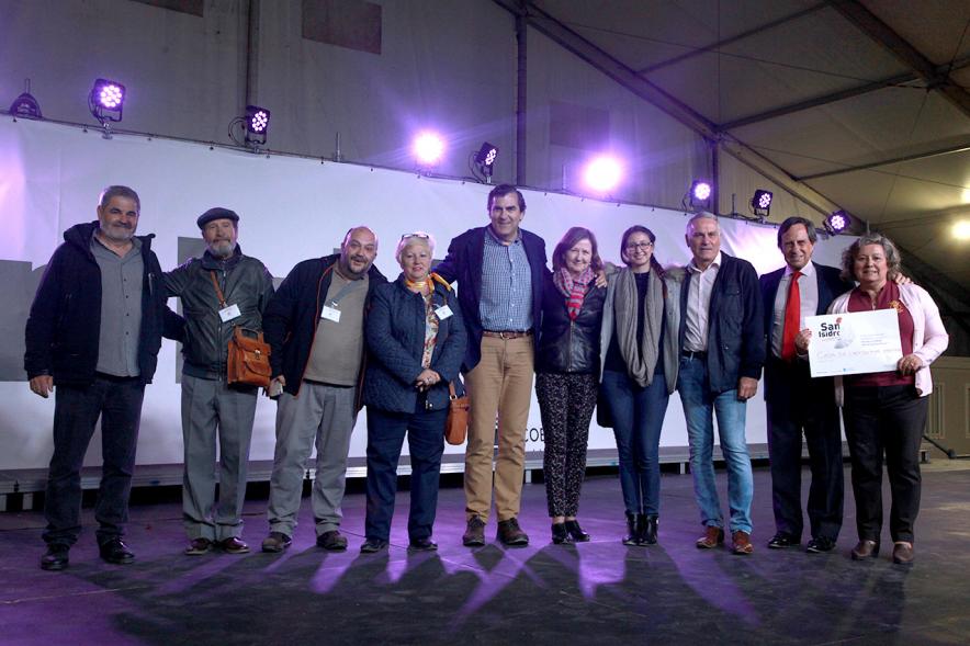 Premiados con autoridades municipales
