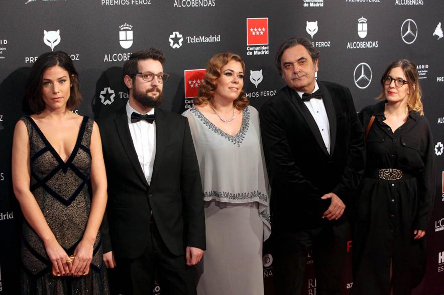 Nominados posando