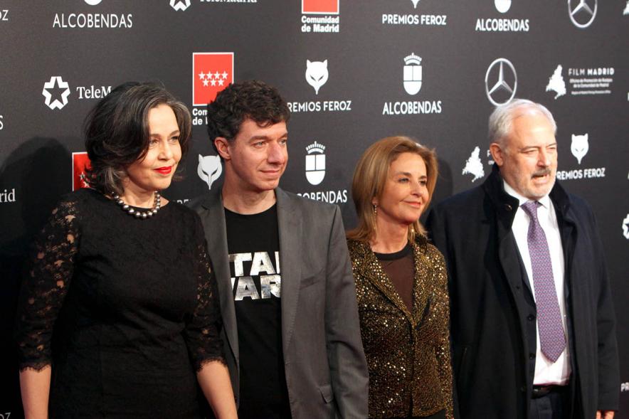 Nominados posando