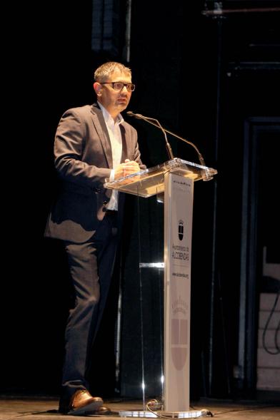 Alcalde Sanchéz Acera durante discurso
