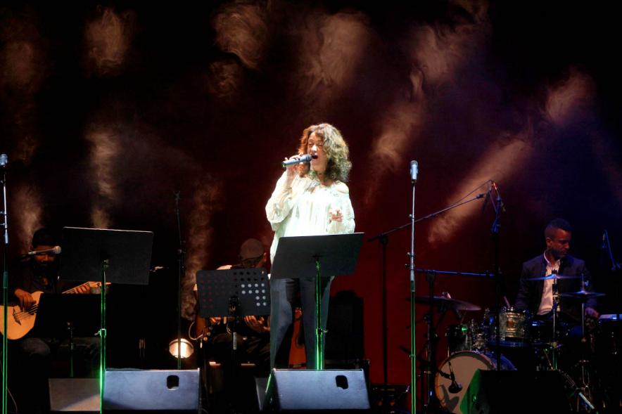 Actuación musical durante el evento