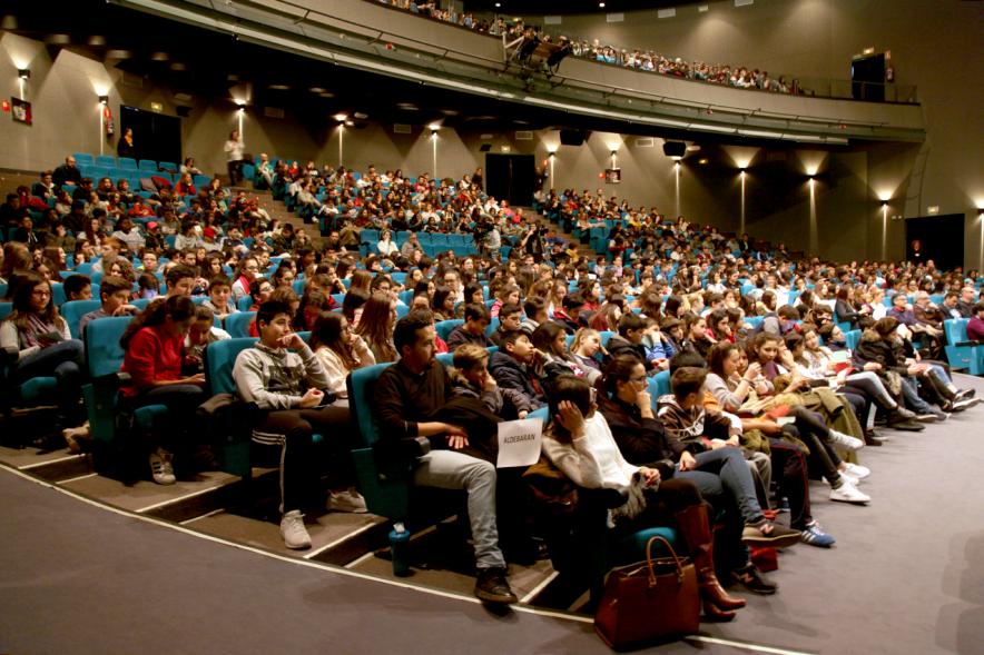 Presentación de la Campaña "Se Buscan Valientes" - El publico asistente