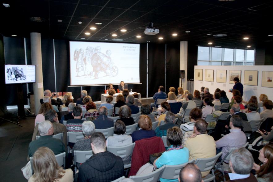 Presentación Libro "Imperiofobia y Leyenda Negra" e Inauguración Exposición Ilustraciones Martín Lutero - Panorámica de los asistentes al evento.