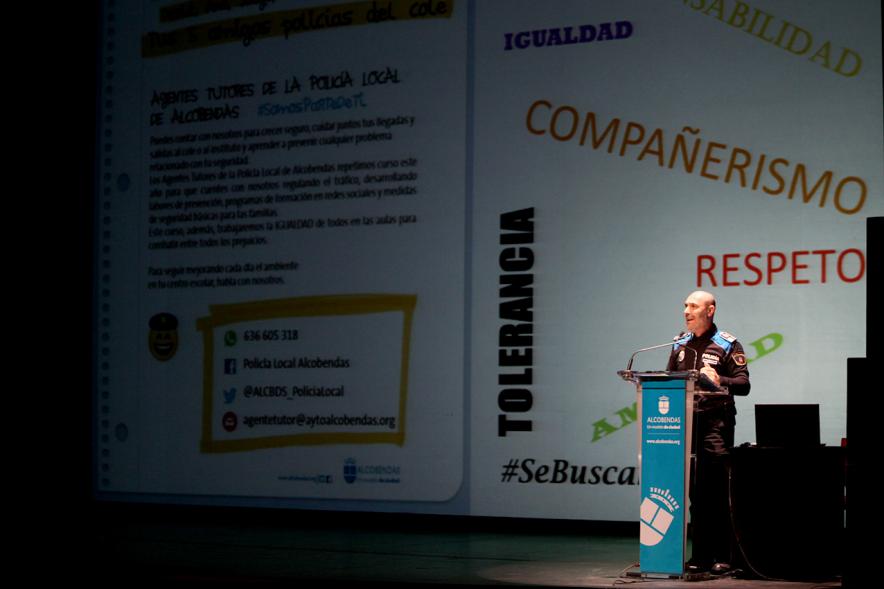 Presentación de la Campaña "Se Buscan Valientes" -   Discurso de la policía.