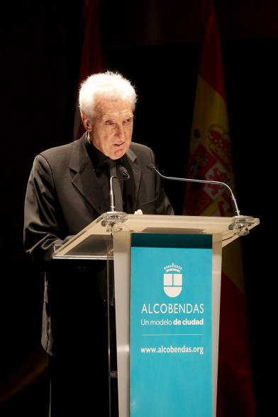 Presentación de las Fiestas de la Virgen de La Paz 2018 - Imagen  de una autoridad en un momento de su discurso. 