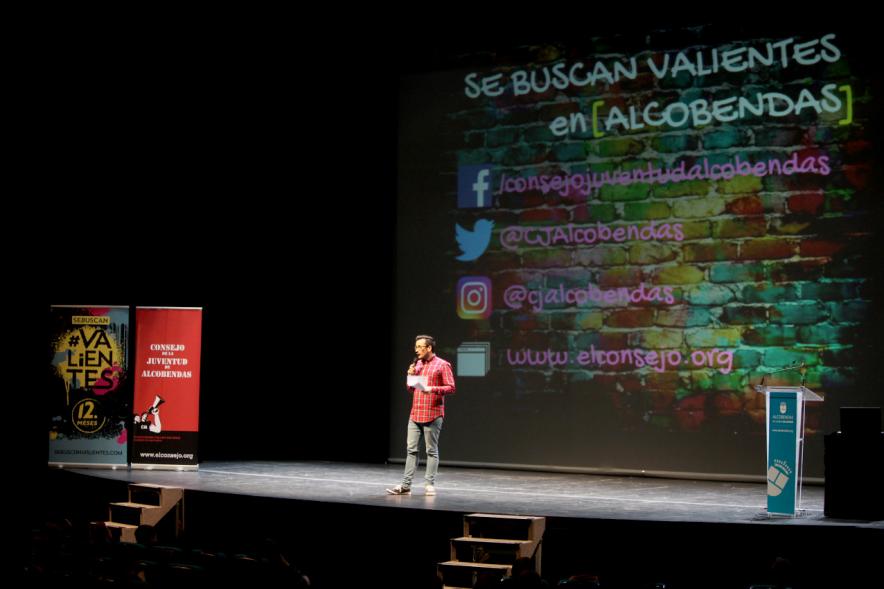 Presentación de la Campaña "Se Buscan Valientes" -Uno de los protagonistas.