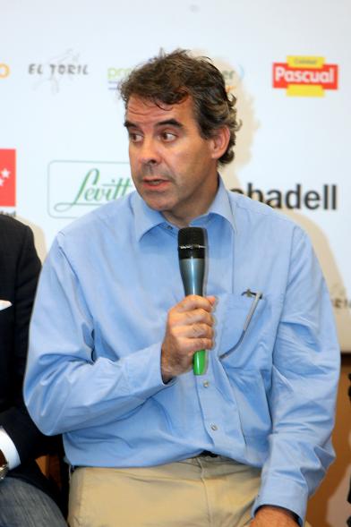 Presentación del IIIer Memorial Luis Aragonés -  Uno de los asistentes.