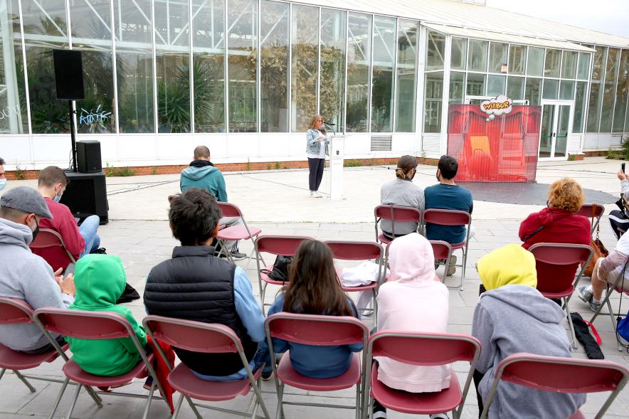 Asistentes al evento. Espectáculo de Circo en Arroyo de la Vega 