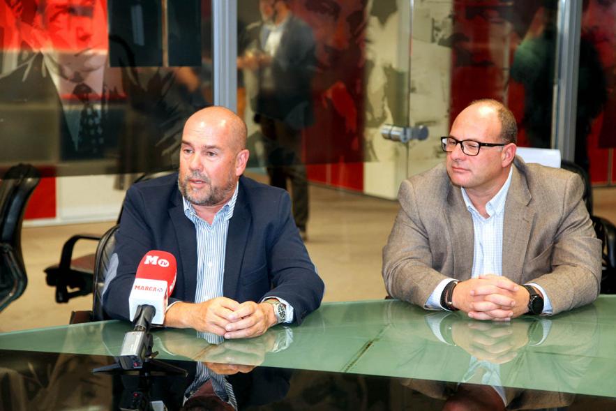 Presentación Madrid International Cup U14 2019 - Imagen dos representantes de la organización en un momento de la presentación.