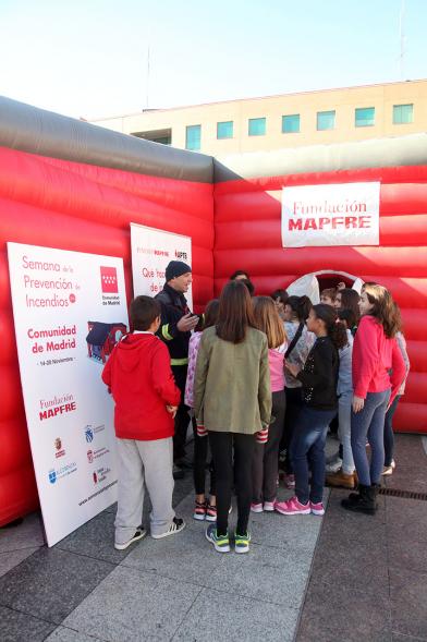 Presentación Semana de la Prevención de Incendios -  Explicaciones a  los participantes.