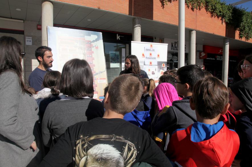 Presentación Semana de la Prevención de Incendios -  Explicaciones a  los participantes.