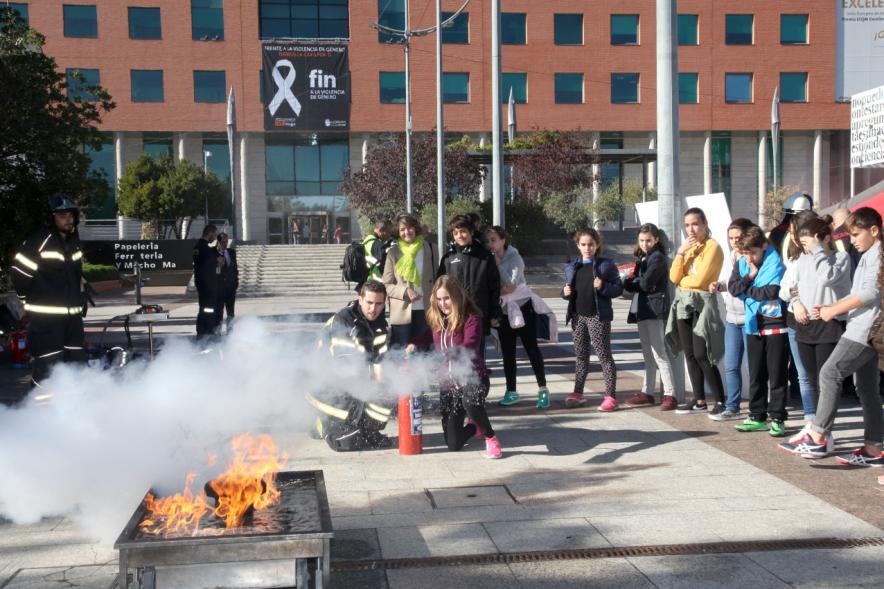 Presentación Semana de la Prevención de Incendios -  Simulacro de incendio.