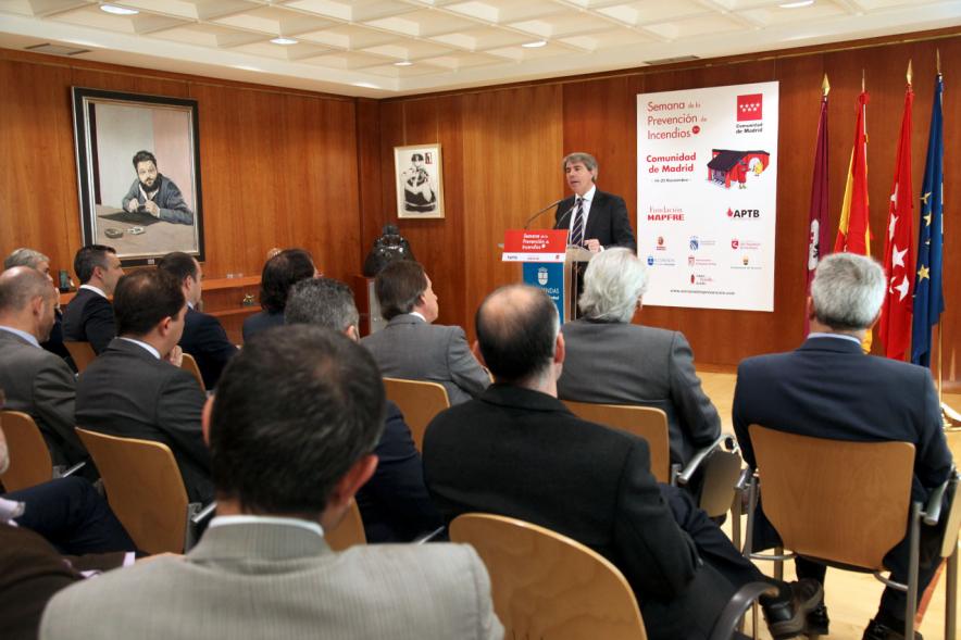 Presentación Semana de la Prevención de Incendios -  Panorámica de las autoridades.