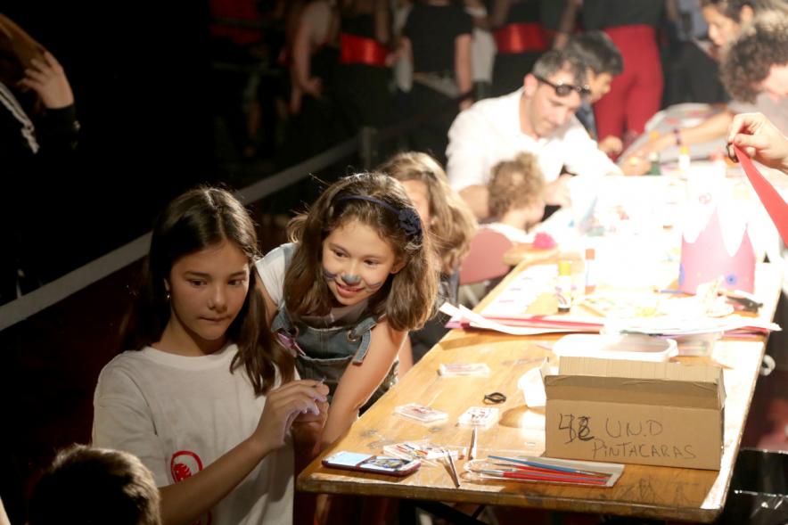 XIIº Día Solidario a Favor de Proactiva Open Arms - Imagen de talleres con niños.