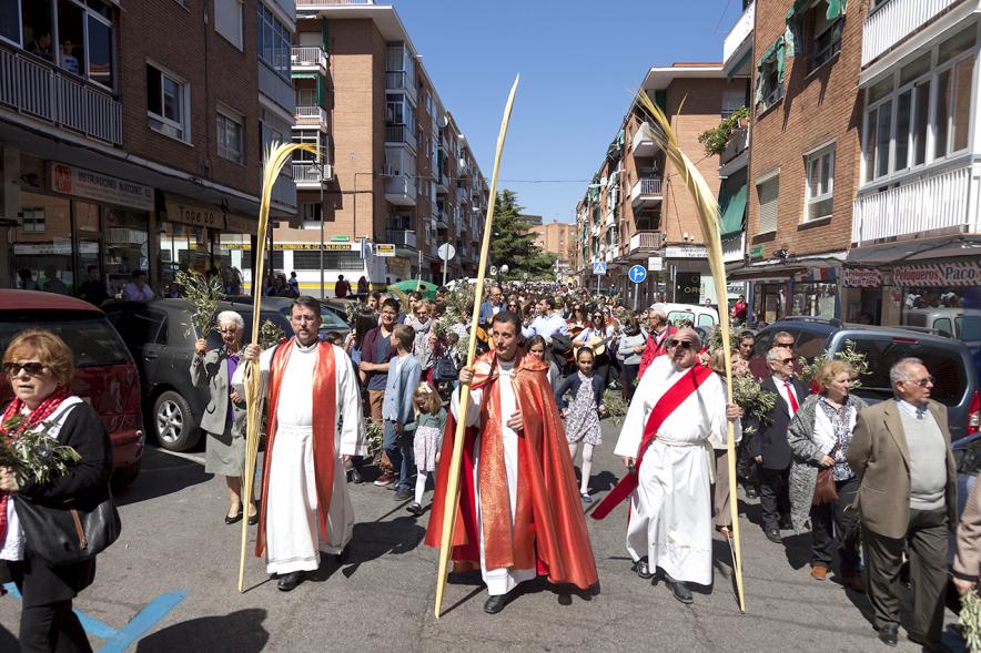 Semana Santa 2017 - Procesión de Domingo de Ramos - Imagen de un momento de la procesión de Domingo de Ramos.