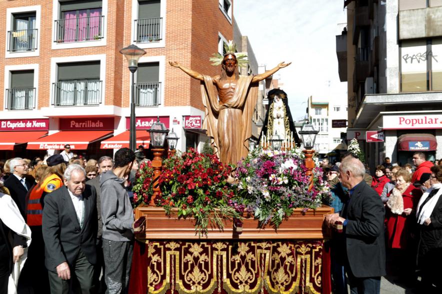 Procesión del Encuentro 2018 - Imagen del Cristo Resucitado, en un momento de la procesión.