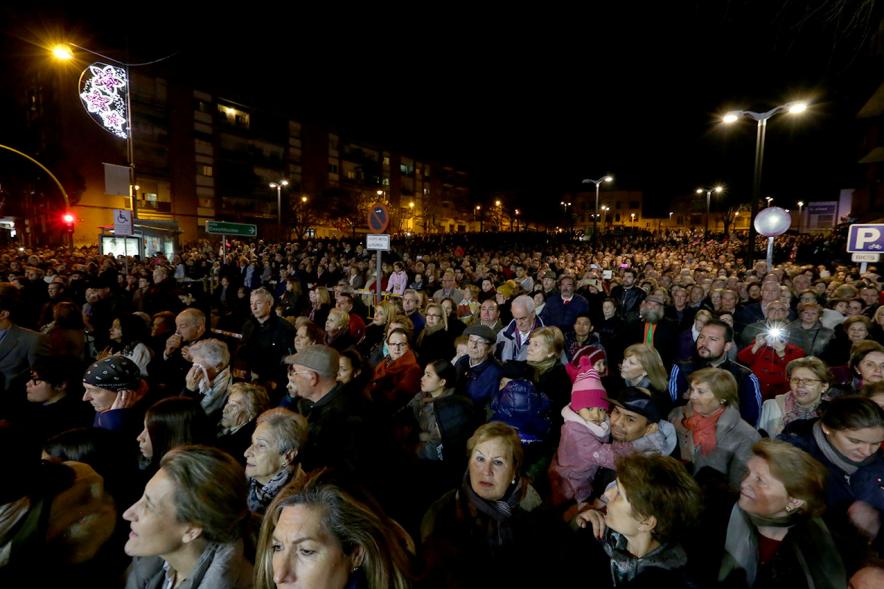 Procesión Virgen de la Paz 2018 - Plano general del público.