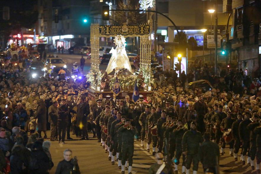 Procesión de la Virgen de La Paz 2017 - La banda militar.