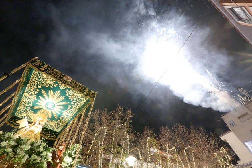 Procesión Virgen de la Paz 2018 - El cielo iluminado y la  Virgen.