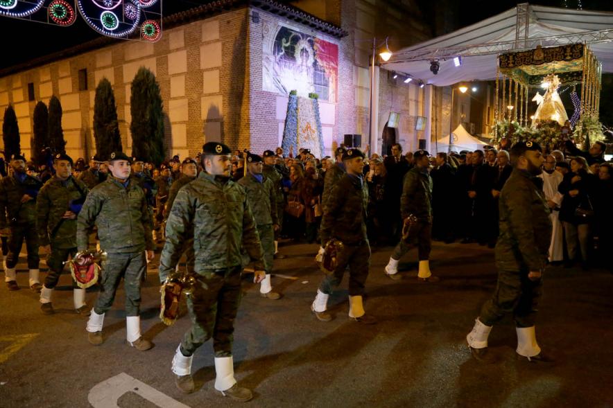 Procesión de la Virgen de La Paz 2017  La banda militar.
