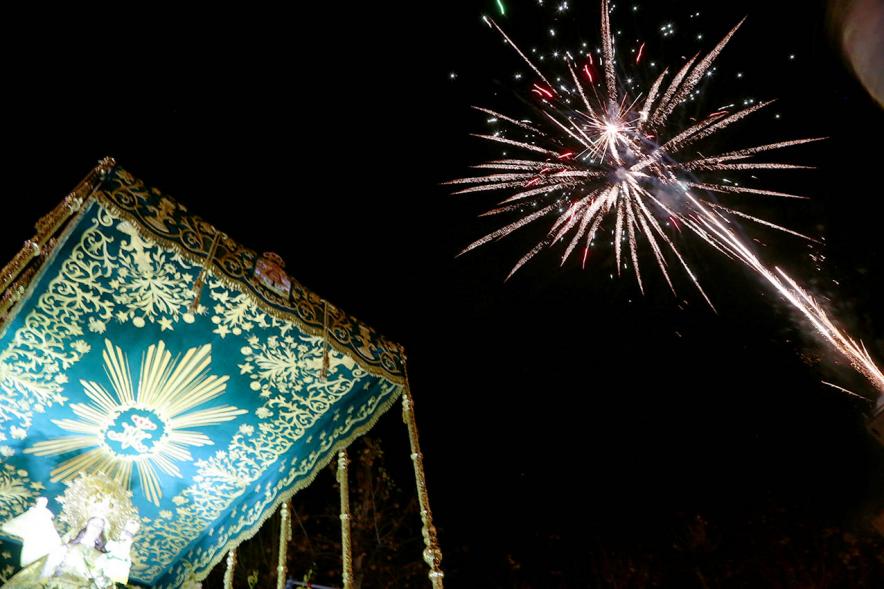 Fuegos artificiales. Procesión Virgen de la Paz 2020 