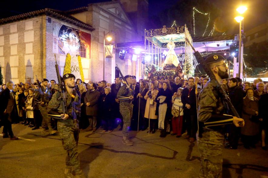 Fiestas Virgen de la Paz 2019 - Procesión Virgen de la Paz - Imagen de un momento de la procesión, donde vemos desfilar al Escuadrón de Gastadores de la Brigada de Infantería Acorazada “Guadarrama XII”.