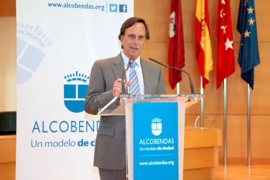 Reconocimiento a Profesores Jubilados - Bienvenida del alcalde.
