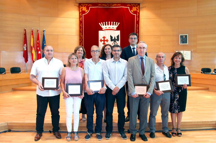  Alcalde Rafael Sánchez  Concejalas Rosario Tamayo, Lorenzo Ana Sotos y galardonados. 