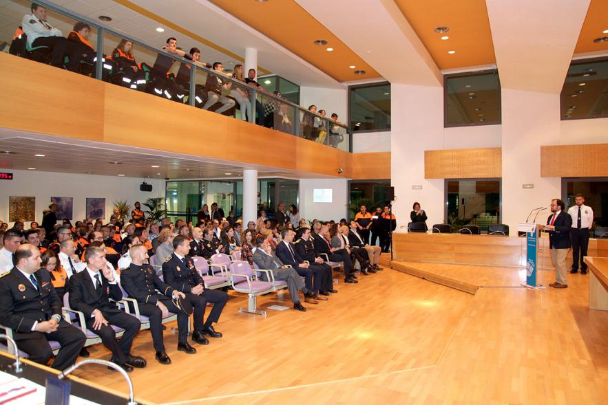 Entrega de Medallas de Protección Civil 2018 - Imagen panorámica del público asistente al acto.