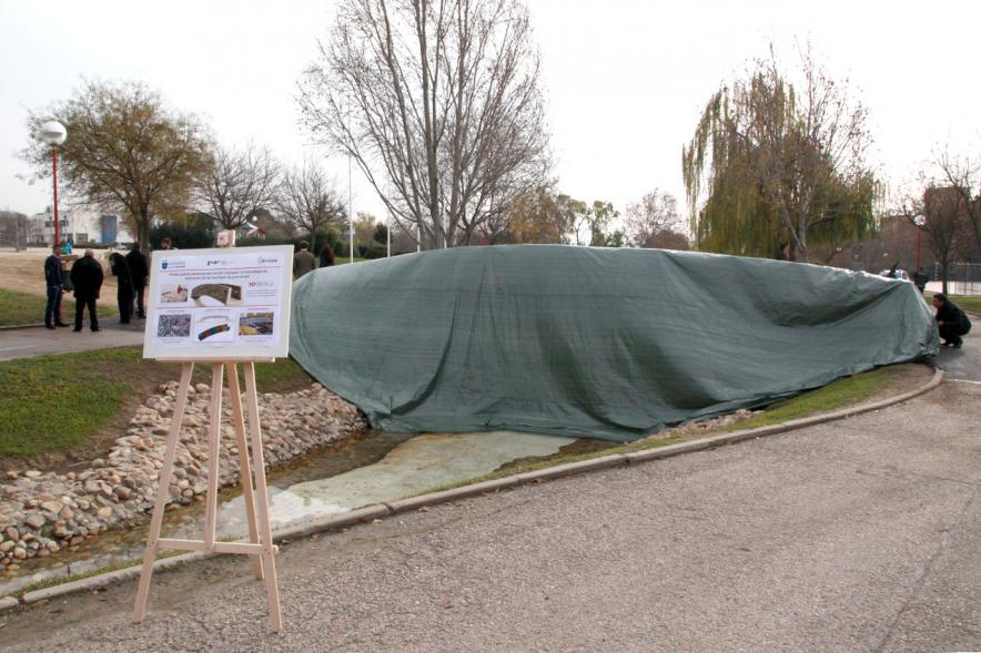 Inauguración del Puente 3D en el Parque de Castilla La Mancha - Imagen de cartel explicativo de la construcción del puente 3D.