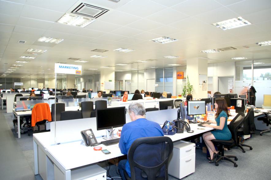 Inauguración de las Nuevas Oficinas de RIA - Imagen panorámica de las instalaciones de la empresa.