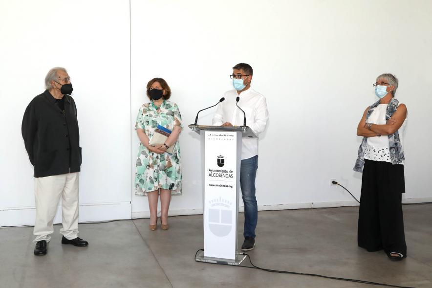 Inauguración Exposición Ramón Masats - Imagen del alcalde Rafael Sánchez Acera en un momento de su intervención.