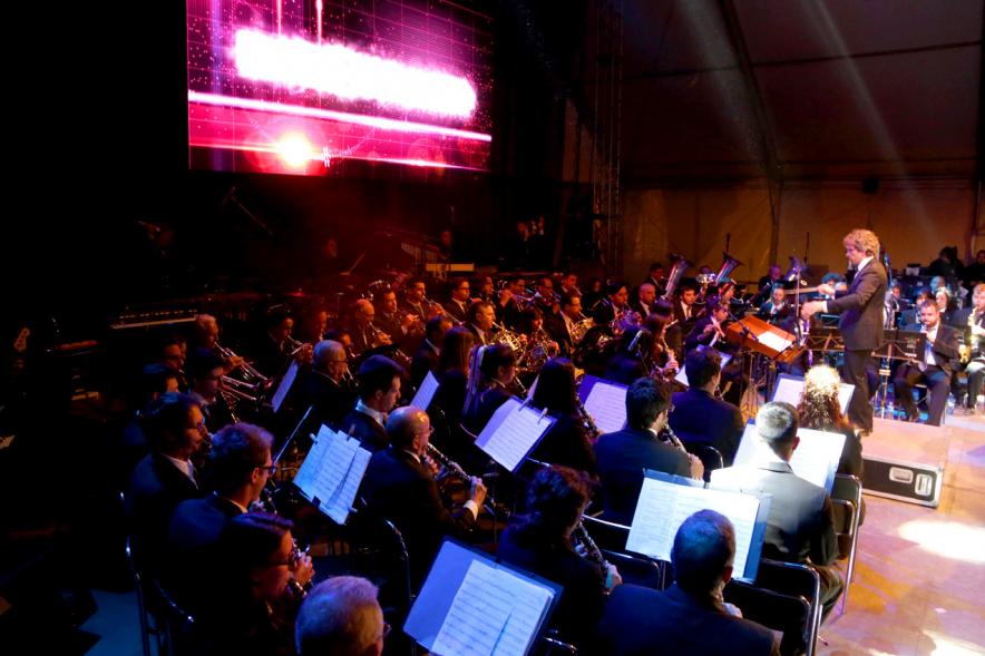 Orquesta durante el evento