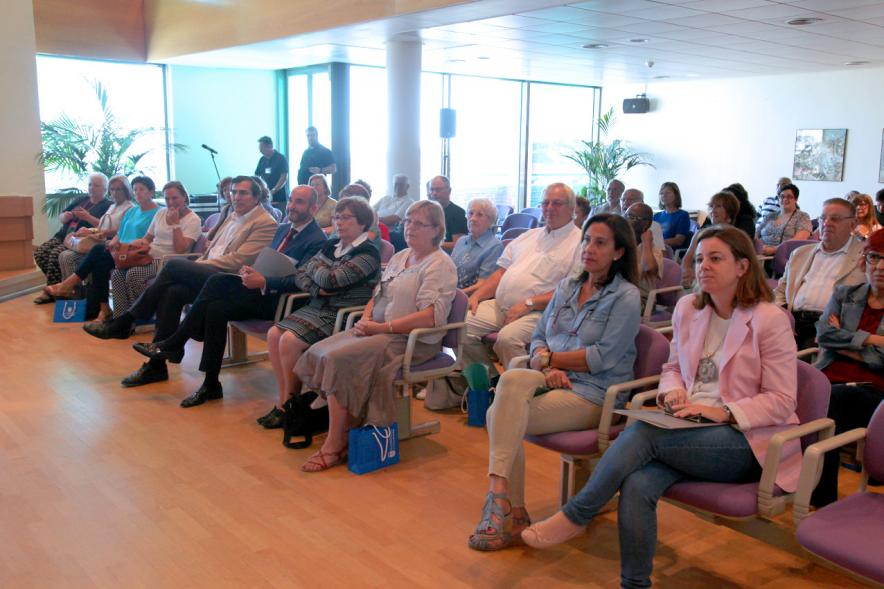 Recepción a la Asociación de Jumelage de Epinay - Imagen del público asistente al acto.